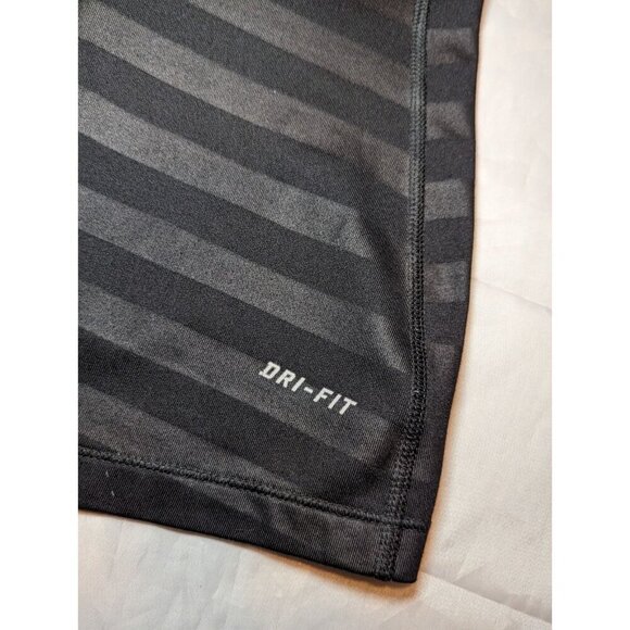 Nike Pro Dri Fit Women’s Small Black Stripe Fleece Lined Pullover Sweatshirt - Picture 13 of 14